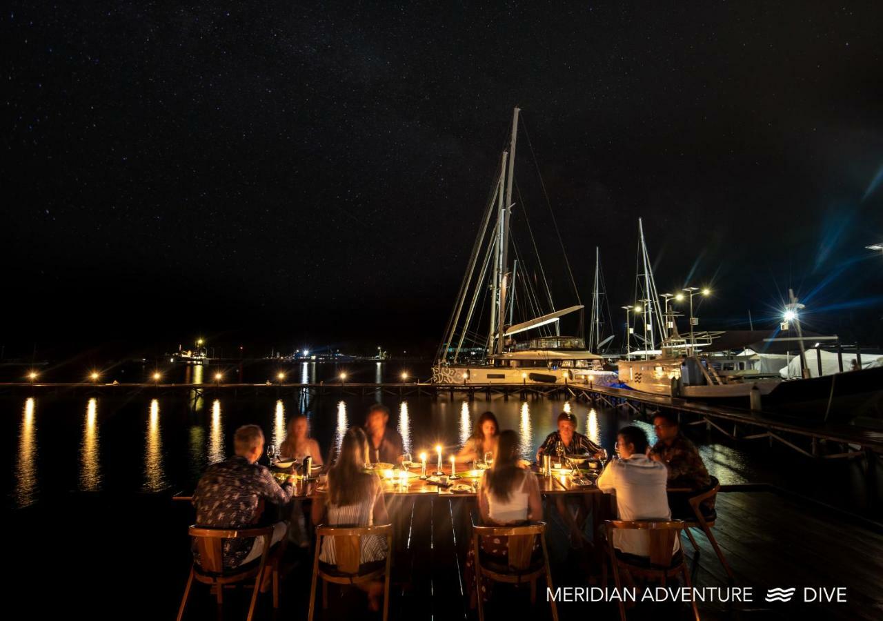 Meridian Adventure Marina Club & Resort Waisai Екстериор снимка